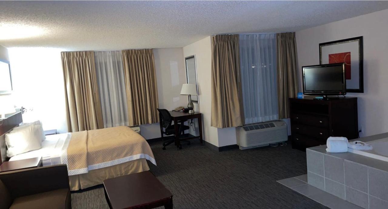 Days Inn & Suites By Wyndham Denver International Airport Ngoại thất bức ảnh